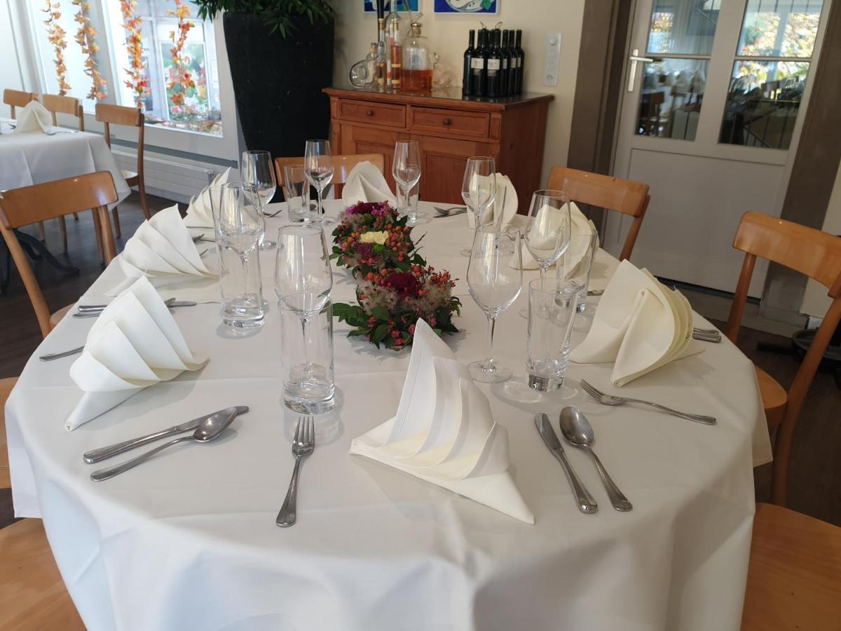 Schindellegi Hotel Zum Hirschen מראה חיצוני תמונה