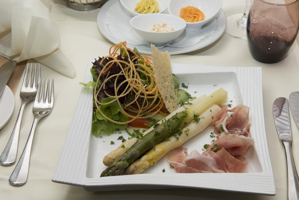 Schindellegi Hotel Zum Hirschen מראה חיצוני תמונה